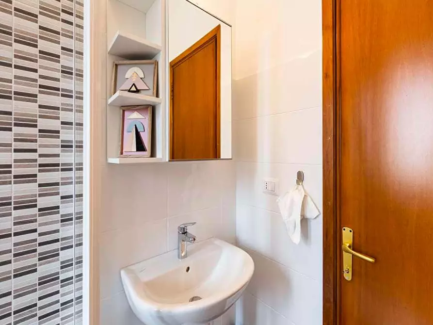 Immagine 16 di Camera in affitto  in Via Filippino Lippi19 a Milano