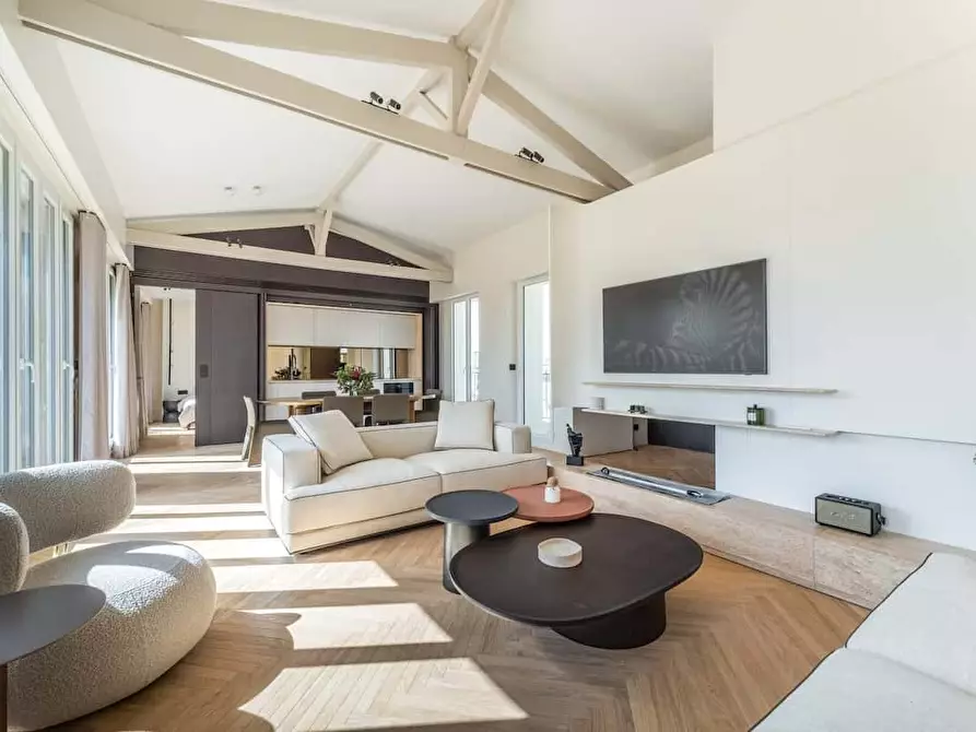 Immagine 8 di Appartamento in affitto  in Via Giosuè Carducci26 a Milano