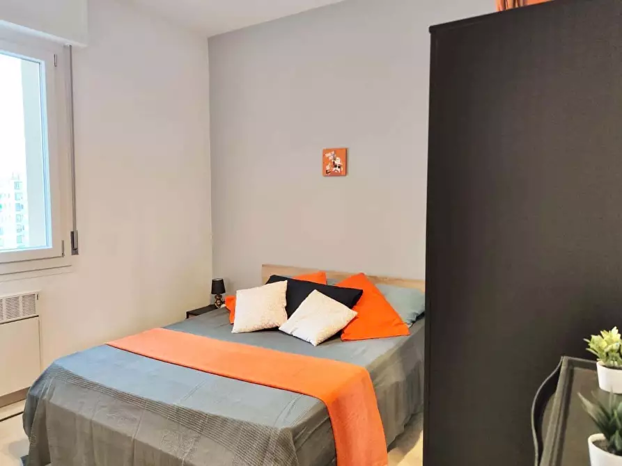 Immagine 3 di Camera in affitto  in Via della Barca45 a Bologna