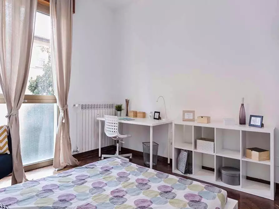 Immagine 1 di Camera in affitto  in Viale Giovanni Vicini20 a Bologna