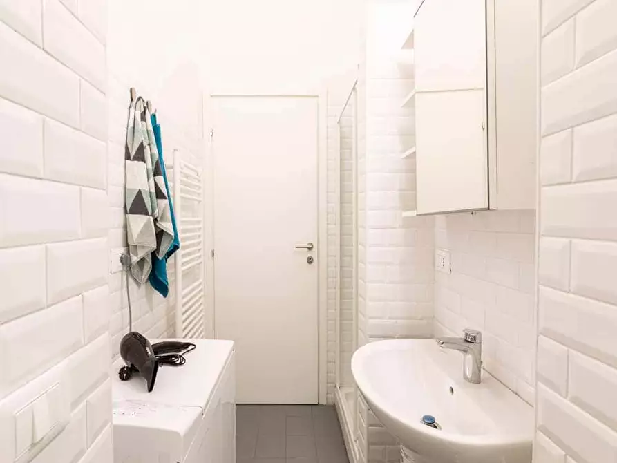 Immagine 16 di Camera in affitto  in Via della Moscova25 a Milano