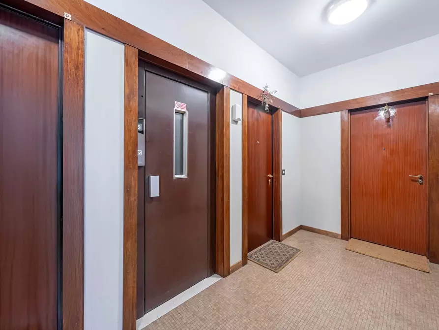 Immagine 32 di Camera in affitto  in Via Enrico Falck5 a Milano