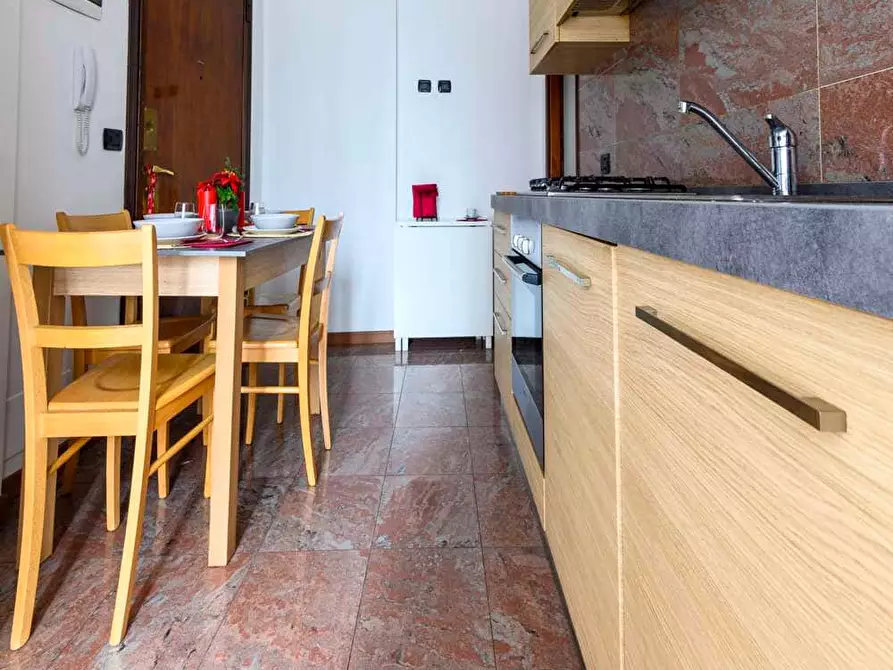 Immagine 24 di Camera in affitto  in Via Ippodromo9 a Milano