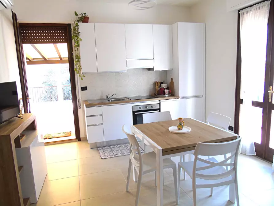 Immagine 1 di Appartamento in affitto  in Via Leonardo Da Vinci9 a Toscolano-Maderno