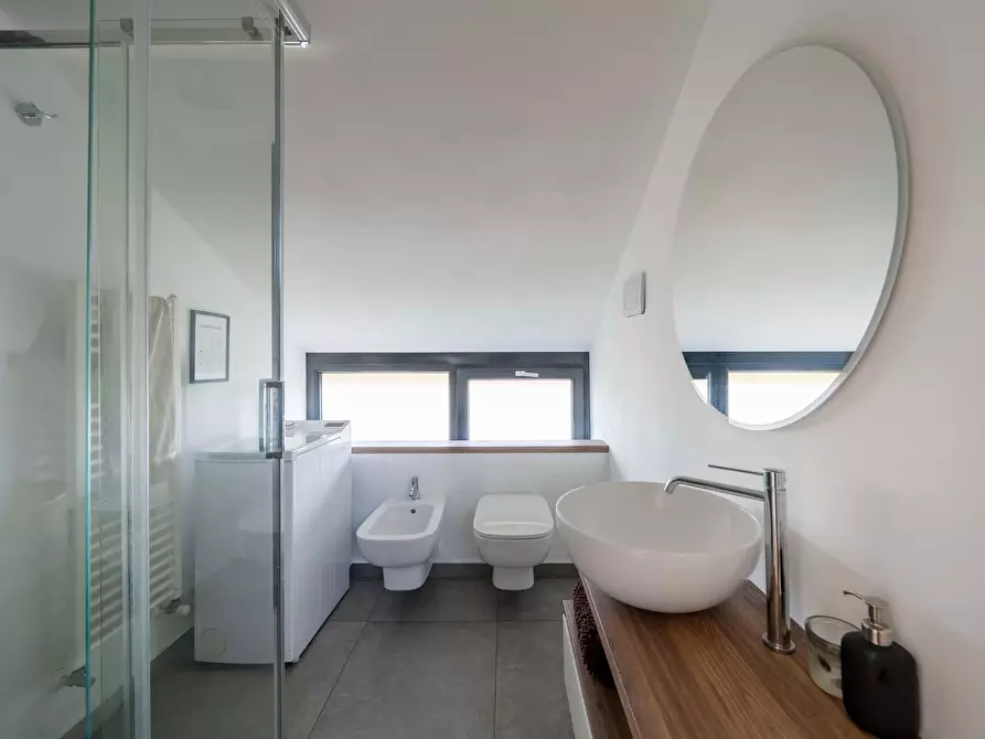 Immagine 17 di Appartamento in affitto  in Viale Ippolito Nievo17 a Busto Arsizio