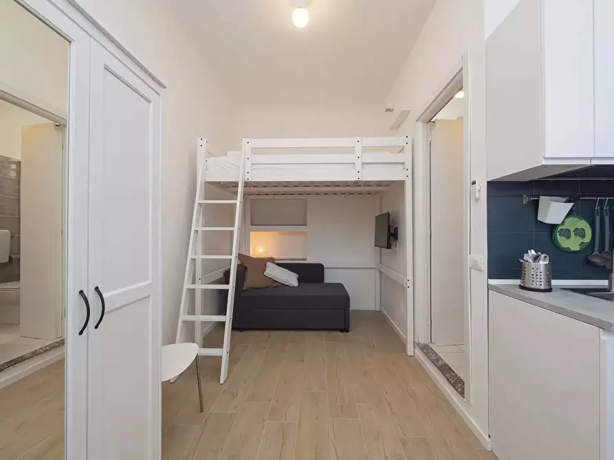 Immagine 3 di Appartamento in affitto  in Via Accademia53 a Milano