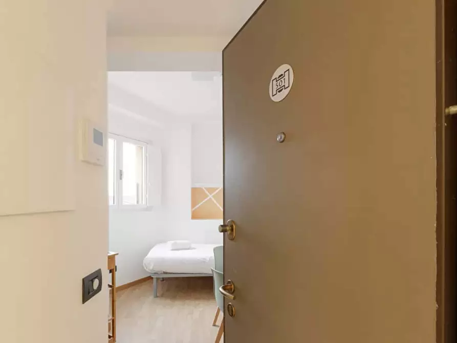 Immagine 13 di Appartamento in affitto  in Corso Magenta25 a Milano