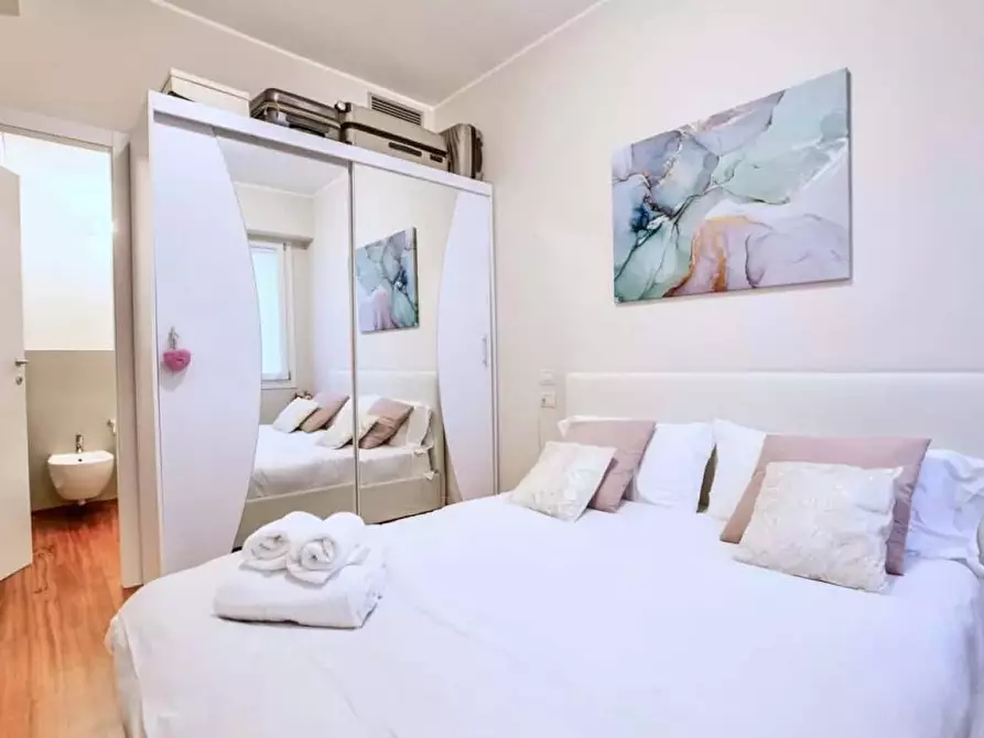 Immagine 20 di Appartamento in affitto  in Via Carlo Tenca7 a Milano