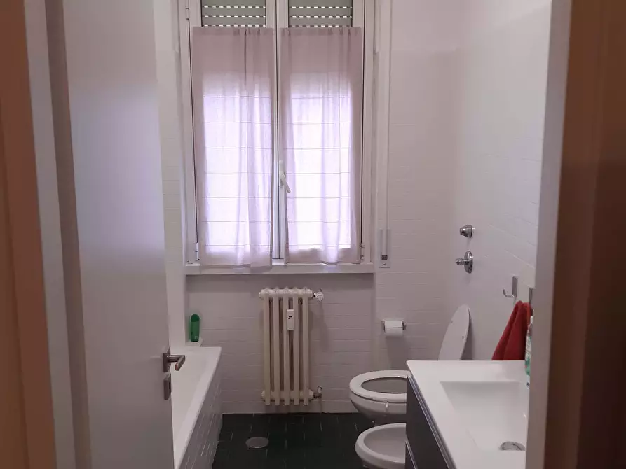 Immagine 10 di Camera in affitto  in Viale della Resistenza11 a Corsico