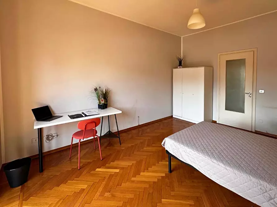 Immagine 3 di Camera in affitto  in Corso Giulio Cesare203 a Torino