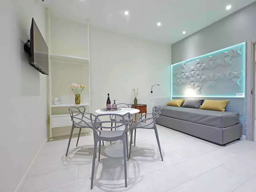 Immagine 5 di Appartamento in affitto  in Via Taranto93 a Roma