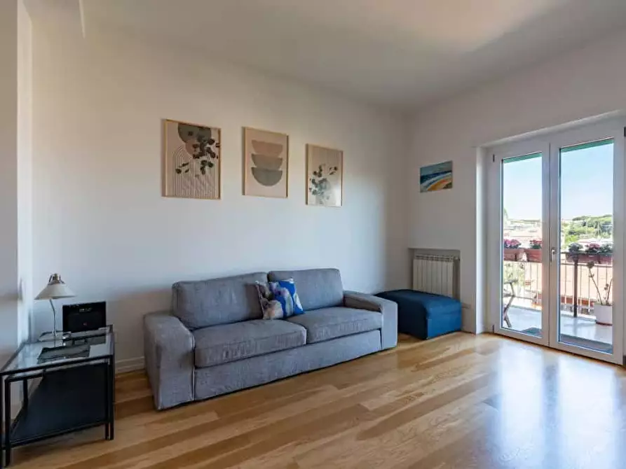Immagine 1 di Appartamento in affitto  in Via Aurelia294 a Roma