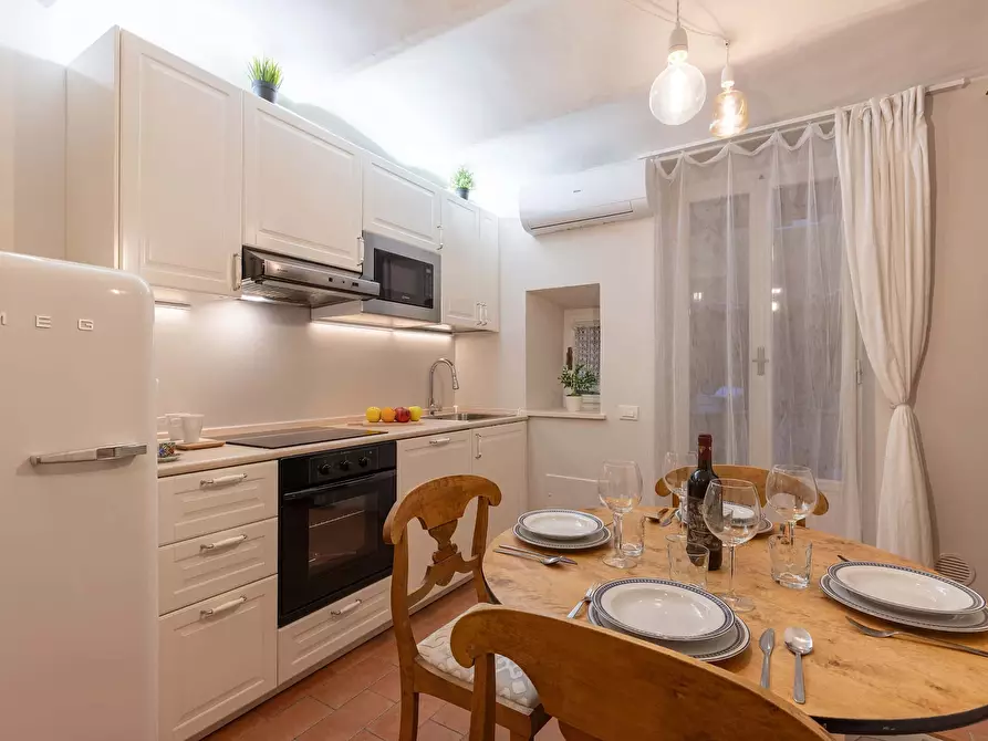 Immagine 16 di Appartamento in affitto  in Via Giovan Battista Niccolini4 a Firenze