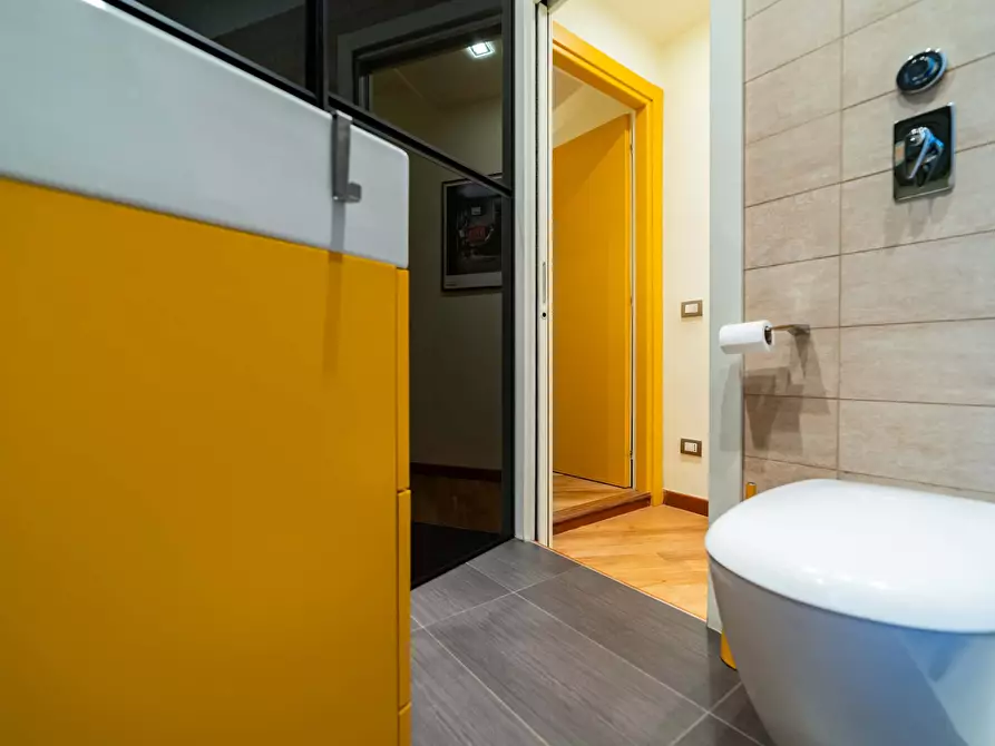 Immagine 31 di Appartamento in affitto  in Via Luigi Canonica59 a Milano