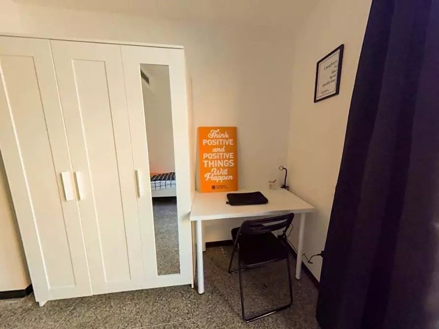 Immagine 2 di Camera in affitto  in Via Dante Alighieri108 a Cagliari