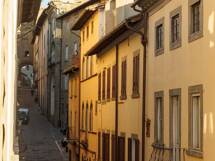 Immagine 34 di Appartamento in affitto  in Via Roma a Cortona