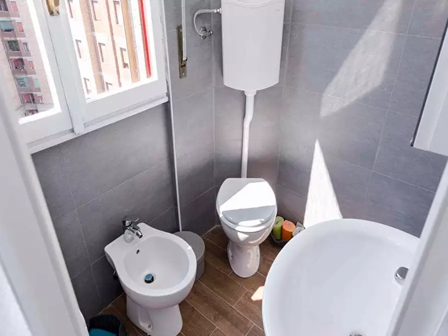 Immagine 26 di Camera in affitto  in Via Salvatore Barzilai9 a Milano