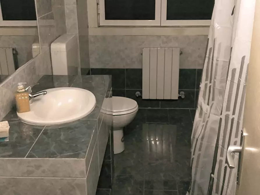 Immagine 14 di Camera in affitto  in Via Caffaro6 a Genova