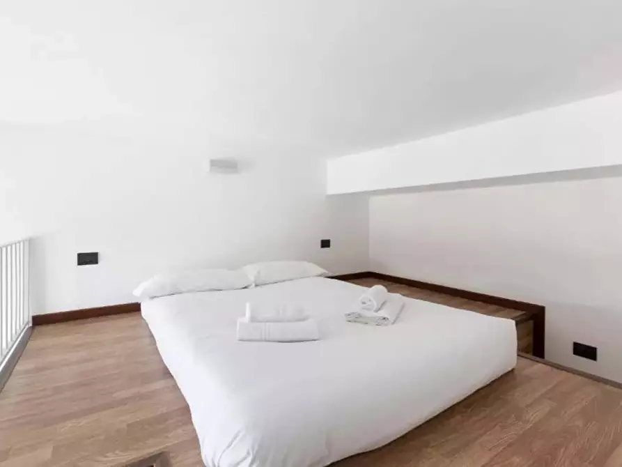 Immagine 12 di Appartamento in affitto  in Corso Magenta25 a Milano