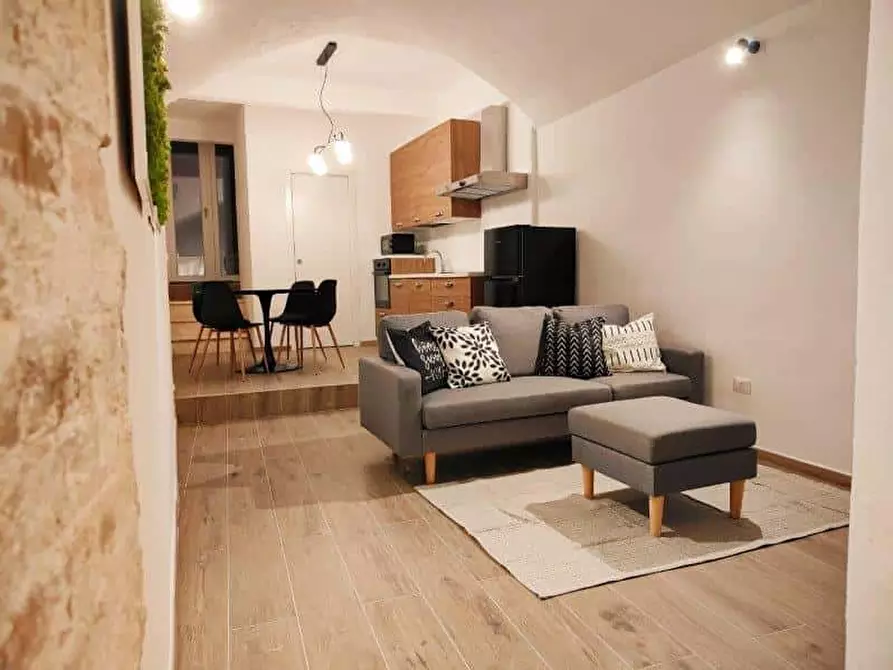 Immagine 1 di Appartamento in affitto  in Via San Giovanni224 a Cagliari
