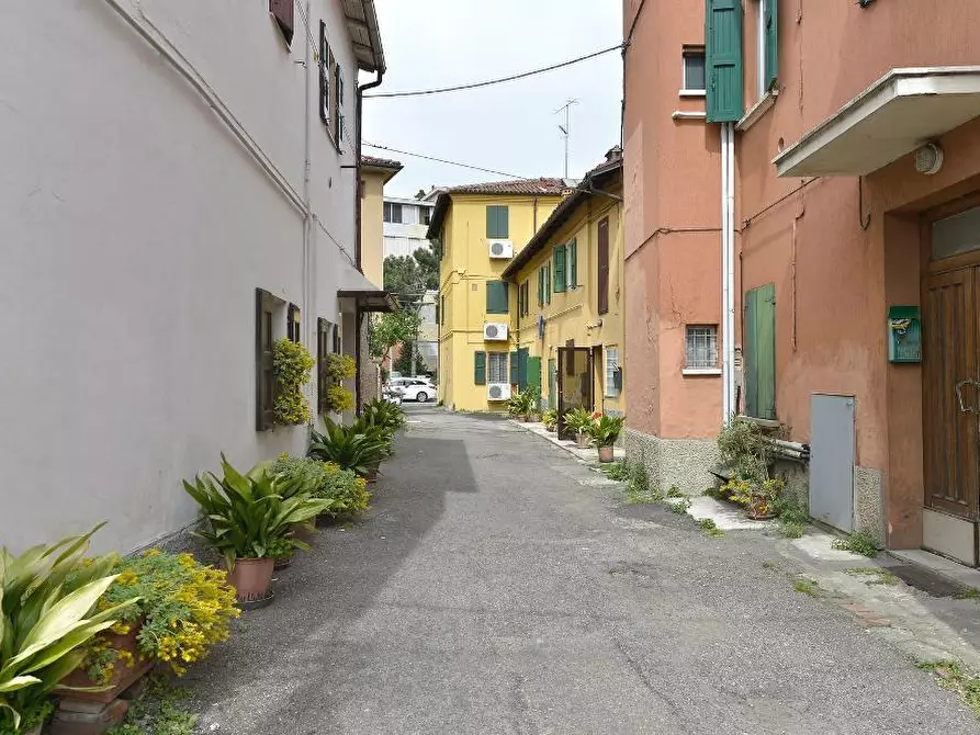 Immagine 20 di Appartamento in affitto  in Via Giuseppe Massarenti151 a Bologna