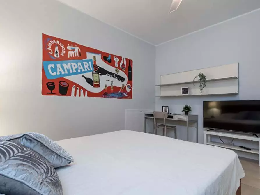 Immagine 4 di Camera in affitto  in Via Bernardino Biondelli7 a Milano