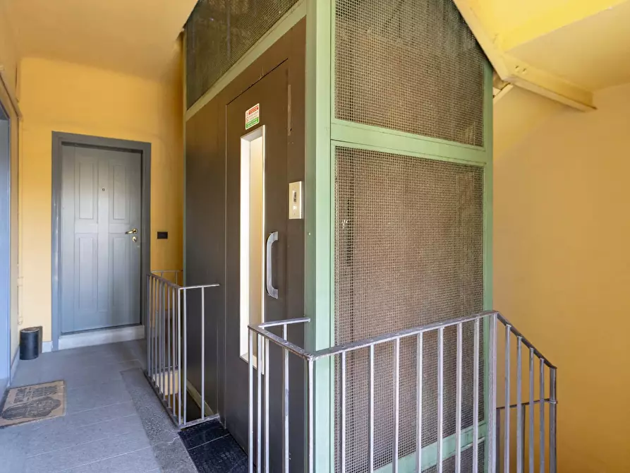 Immagine 42 di Appartamento in affitto  in Via Bramante1 a Milano