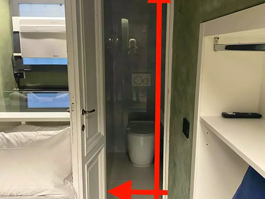 Immagine 35 di Appartamento in affitto  in Via della Vigna Vecchia a Firenze