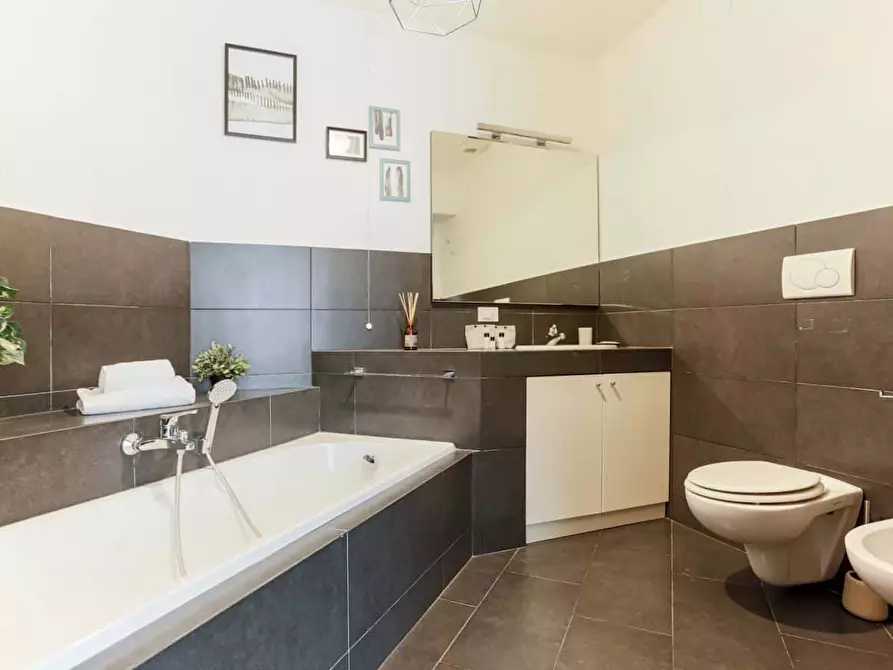 Immagine 20 di Appartamento in affitto  in Via Lazzaro Palazzi4 a Milano