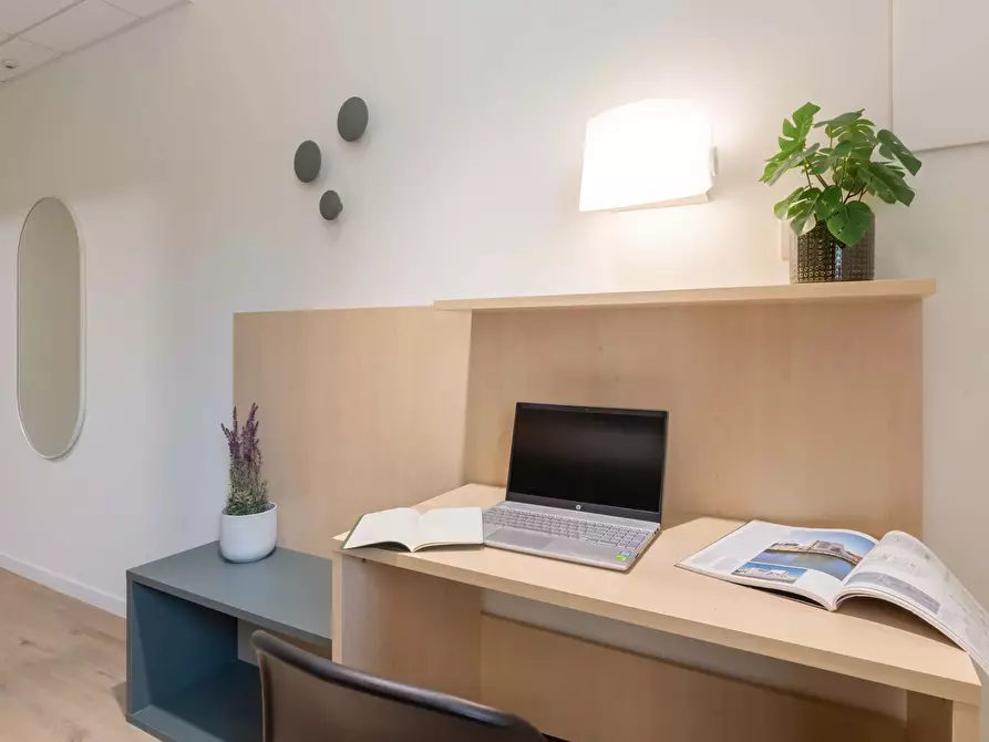 Immagine 6 di Camera in affitto  in Via Lepontina4 a Milano