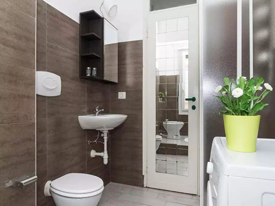 Immagine 16 di Camera in affitto  in Viale Carlo Espinasse12 a Milano