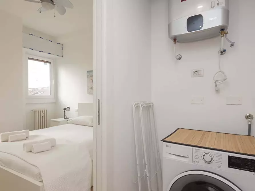 Immagine 16 di Appartamento in affitto  in Via Giambellino131 a Milano
