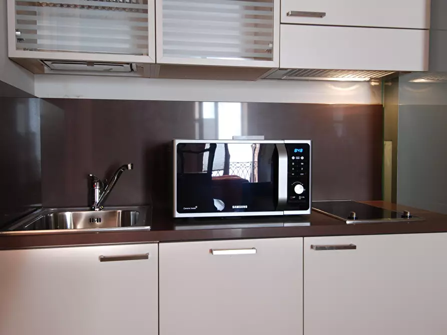 Immagine 6 di Appartamento in affitto  in Via Rizzoli18 a Bologna