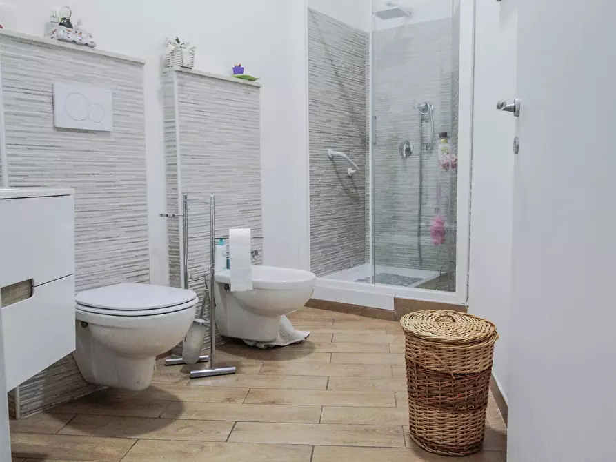 Immagine 31 di Appartamento in affitto  in Via dei Gozzadini31 a Roma