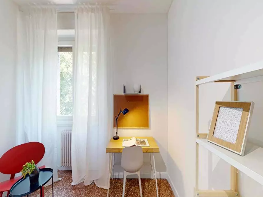 Immagine 1 di Camera in affitto  in Viale Certosa21 a Milano