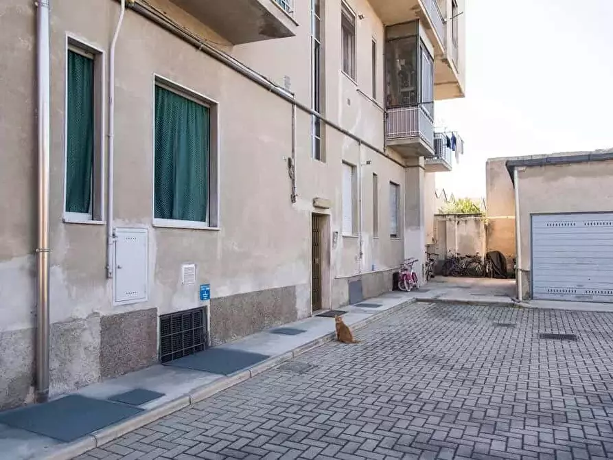 Immagine 16 di Appartamento in affitto  in Via Barona25 a Milano