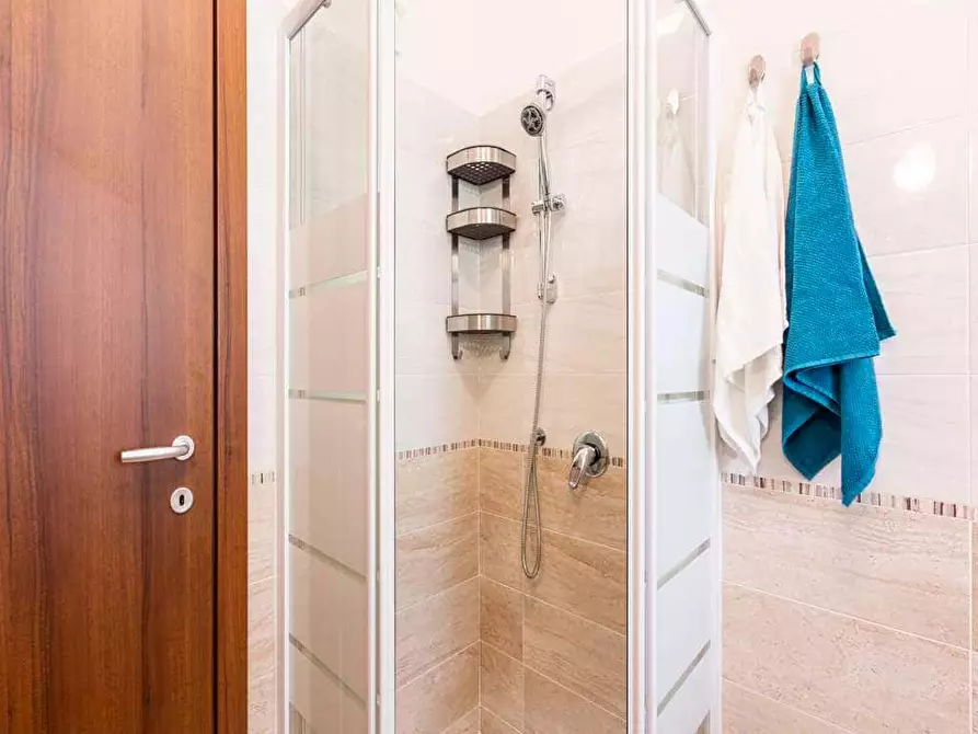 Immagine 16 di Camera in affitto  in Via Giuseppe Regaldi19 a Milano