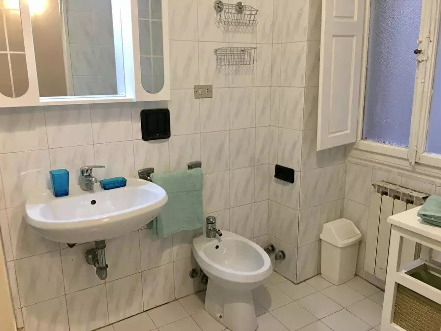 Immagine 15 di Camera in affitto  in Via del Ponte Rosso13 a Firenze