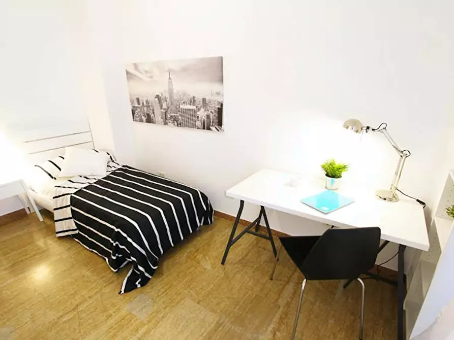 Immagine 1 di Camera in affitto  in Corso del Popolo86 a Venezia