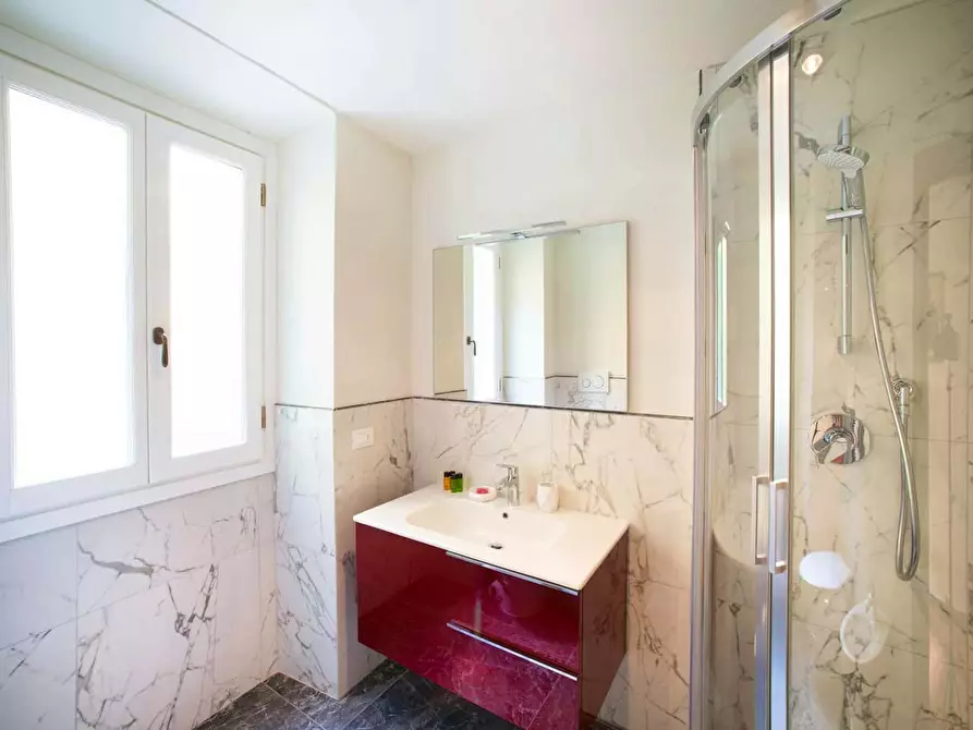 Immagine 6 di Appartamento in affitto  in Borgo Santi Apostoli a Firenze