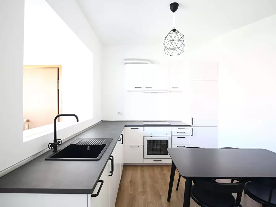 Immagine 17 di Camera in affitto  in Via Benjamin Constant6 a Milano