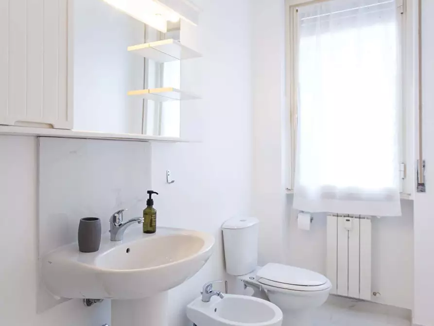 Immagine 25 di Appartamento in affitto  in Via Pellegrino Rossi13 a Milano