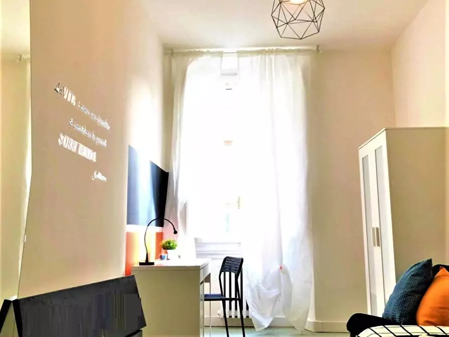 Immagine 4 di Camera in affitto  in Via della Cernaia38 a Firenze