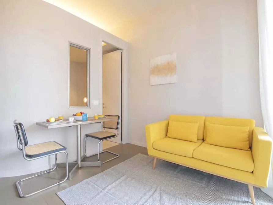 Immagine 2 di Appartamento in affitto  in Via Pantano8 a Milano