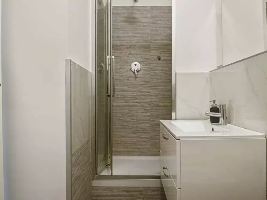 Immagine 13 di Camera in affitto  in Piazza Umanitaria2 a Milano