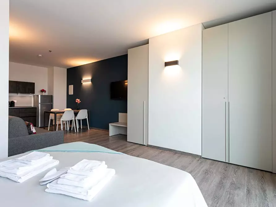 Immagine 11 di Appartamento in affitto  in Via Torino2 a Venezia