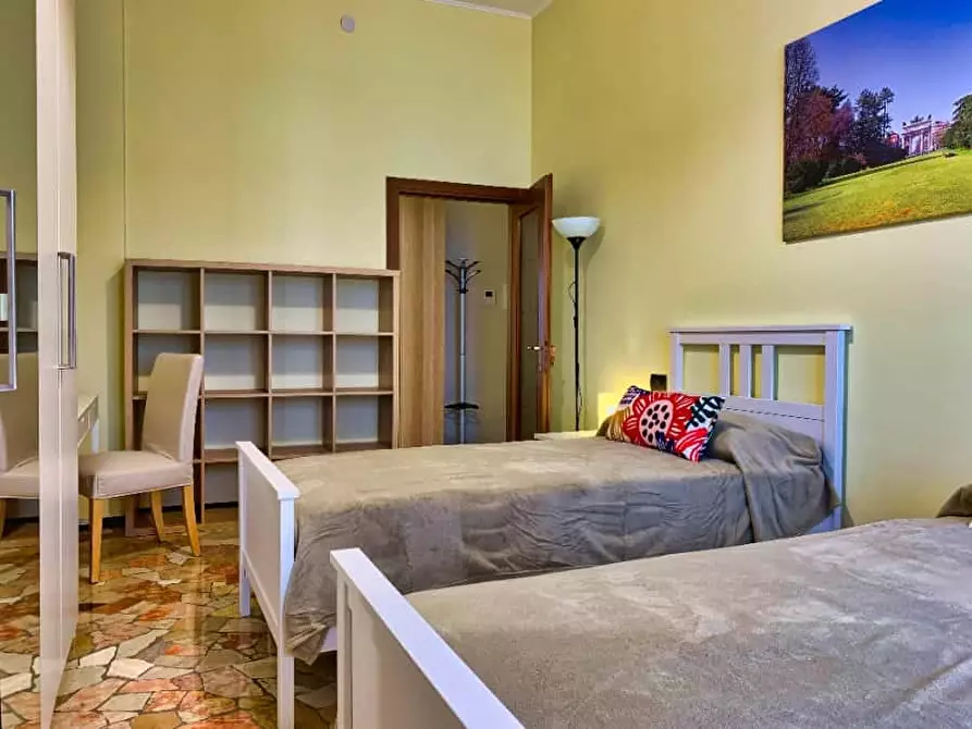 Immagine 1 di Appartamento in affitto  in Via Tavazzano16 a Milano