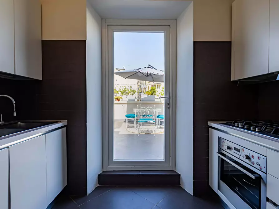 Immagine 56 di Appartamento in affitto  in Via Torino7 a Roma