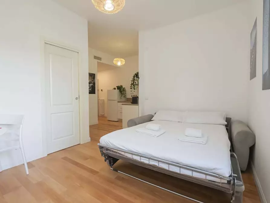Immagine 15 di Appartamento in affitto  in Via Gressoney1 a Milano