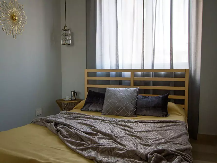 Immagine 4 di Appartamento in affitto  in Via dei Piatti8 a Milano